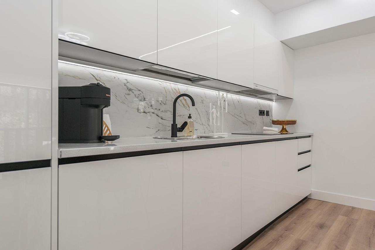Exclusive Moraleja - Collection L - Eleven Host Apartment Alcobendas Exterior photo